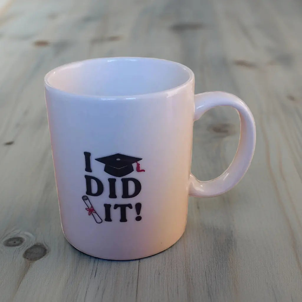 Graduation mug with personalized name and year design