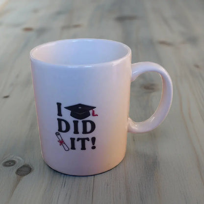 Graduation mug with personalized name and year design